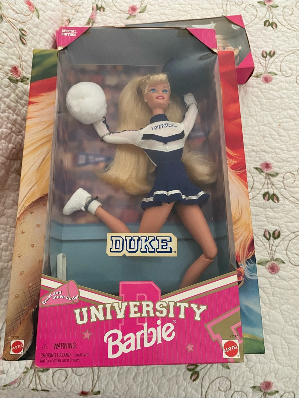 Mattel Duke Cheerleader Barbie - Blue & White